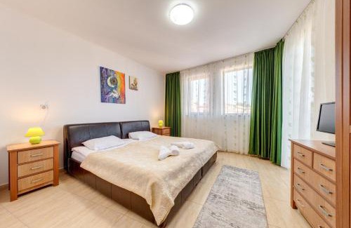 Pamporovo Apartment | By the Fireplace Cozy 2BD Flat with a nice view by Flat Mаnager