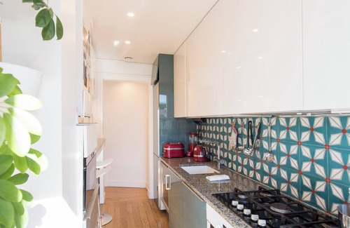 Quartier du Mail Apartment | By the Palais Royal, by Veeve