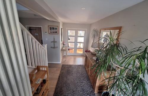 New Forest District Bed & Breakfast | By the sea, home from home sleeps 6