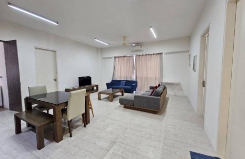 Batu Ferringhi Apartment | By The Sea - UBTS SMART ENTERPRISE