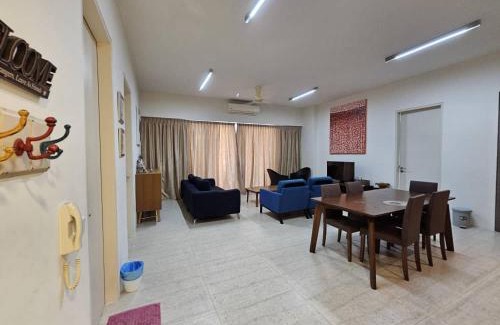 Batu Ferringhi Apartment | By The Sea - UBTS SMART ENTERPRISE