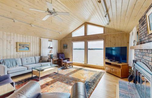 Freeport House | By the Sea