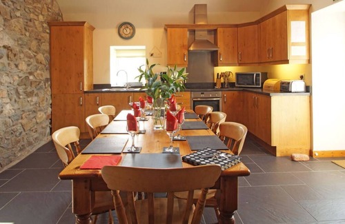 Garn Fadryn House | Bythynnod Lleuddad Cottages
