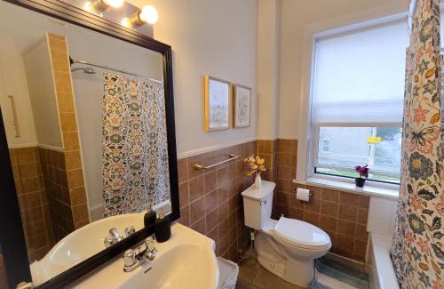ByWard Market Apartment | Byward Market Downtown Guesthouse