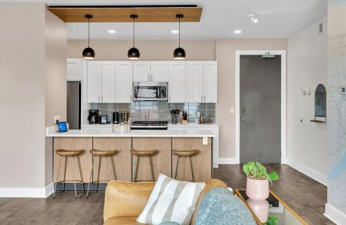 New Orleans Apartment | Bywater Condo W Pool & Gym Access