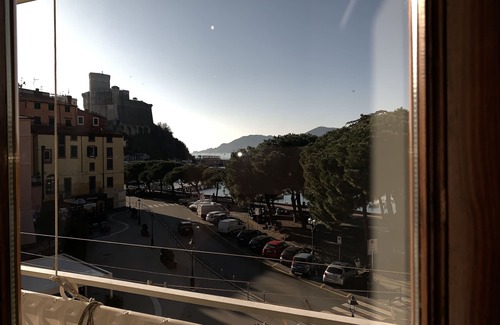 Lerici Apartment | Cà da Bruna - Seafront Apartment in the Center