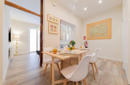Barrio de La Latina Apartment | Cándido Apartamento en el Corazón de La Latina