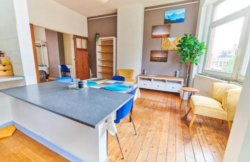 Postel Apartment | César
