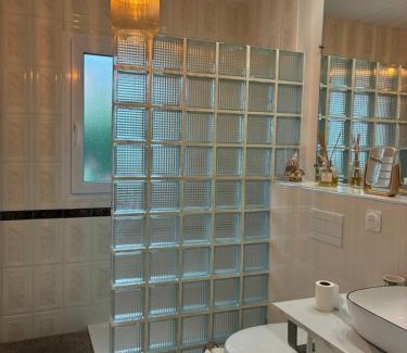 Pompignac Bed & Breakfast | Côté jardin parc saint Martin