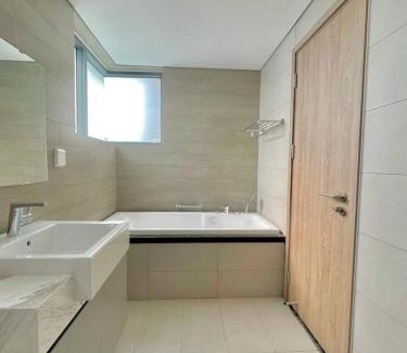Tan Phu District Apartment | Căn hộ 3pn2wc Diamond Celadon City