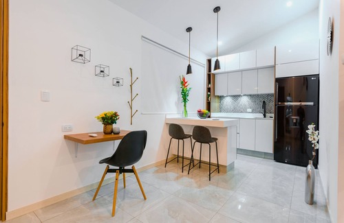 Granada Apartment | C A L Suites
