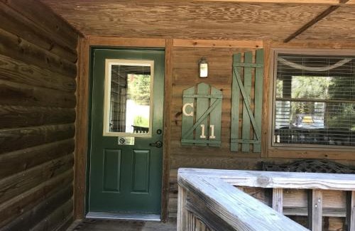 Mount Ida House | C11, Two bedroom, two bath log-sided, luxury Harbor North cottage with hot tub cottage
