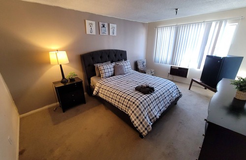 Pico - Robertson Hotel | (C12) Steps away from Beverly Hills Unit