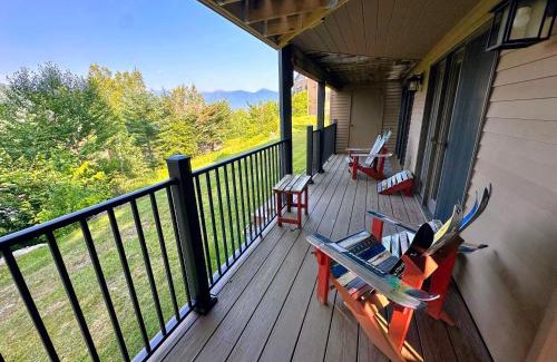 Bretton Woods House | C13 Beautiful Bretton Woods ski in ski out townhouse Pool gym passes