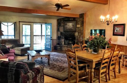 Mount Ida House | C15, Two bedroom, two bath log-sided, luxury Harbor North cottage with hot tub cottage