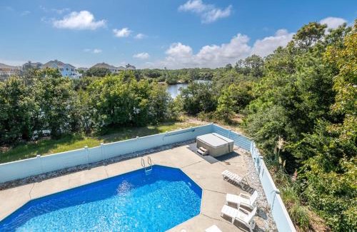 Pine Island House | C6438 Angel of the Isle. 9 BR Pine Island Dream, Pool, Hot Tub, Pets OK