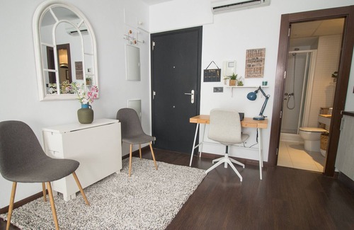 San Felipe Neri Apartment | C80 · Rustic Chic Studio Downtown