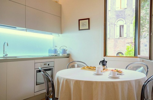 Cannaregio Apartment | Ca’ Anna Rialto Apartment M0270429079