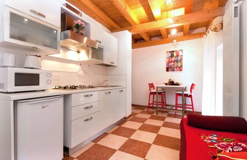 Castello Apartment | Cà Annalaura 2 with private courtCIR 02742-LOC-06865
