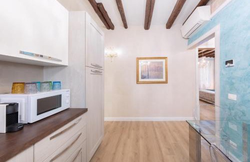 Cannaregio Apartment | Ca' del Manin d'oro (2min walking from Gran Canal)