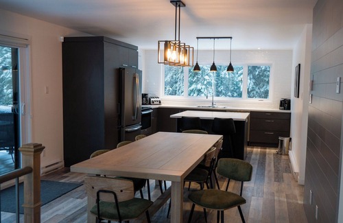 Petite-Riviere-Saint-Francois Ski Chalet | Cottage Quebec - Olivine