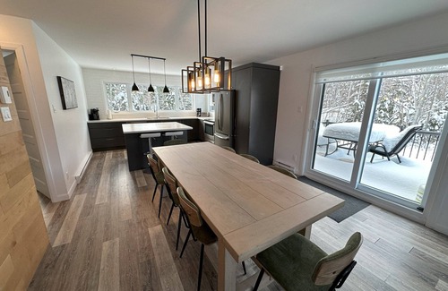 Petite-Riviere-Saint-Francois Ski Chalet | Cottage Quebec - La Nepheline
