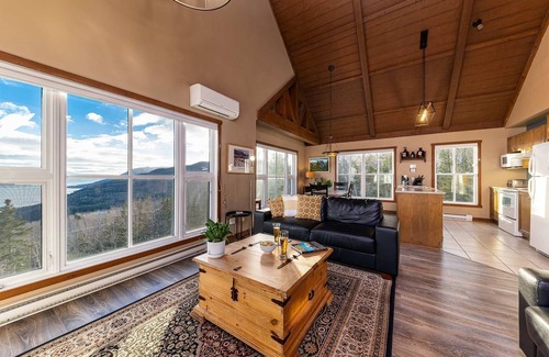 Petite-Riviere-Saint-Francois Ski Chalet | 14 guests with SPA - Chalet LaPaix-Ski