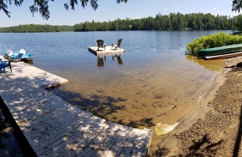 Sainte-Therese-de-la-Gatineau Ski Chalet | A Pet Friendly Waterfront Cottage with Sandy Beach for rent