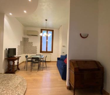 Dorsoduro Apartment | Ca' Santa Marta Apartment