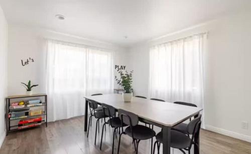 Azusa House | CA5 House Cozy 3BR in Azusa