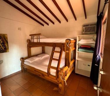 San Jeronimo House | Cabaña ciudadela del sol