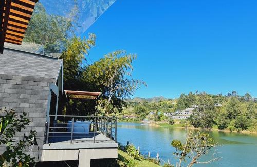 El Penol Villa | Cabaña con Jacuzzi frente al Lago
