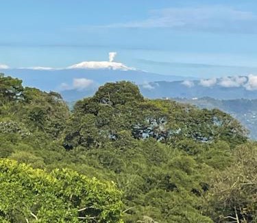 San Antonio del Tequendama House | Cabaña en El Guadual