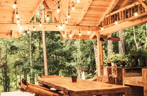 Acaxochitlan Cabin | Cabaña Mora en el Bosque de Acaxochitlán