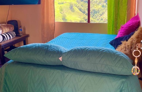 Manizales Cabin | Cabaña Romántica con Espectaculares Paisajes a 7 Minutos de la Ciudad