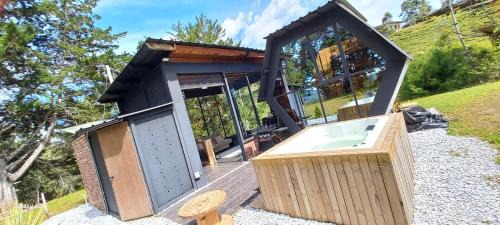 El Penol Villa | Cabañas Bosque Verde