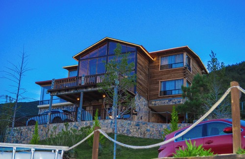 Arteaga Cabin | Cabañas Mirasierra