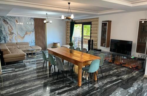Borsa Villa | CABANA BELVEDERE
