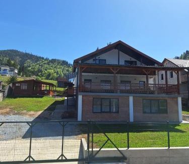 Bistrita Bargaului House | CabAna de la Colibița