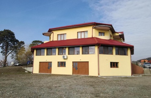 Criseni House | Cabana de la Trei Brazi