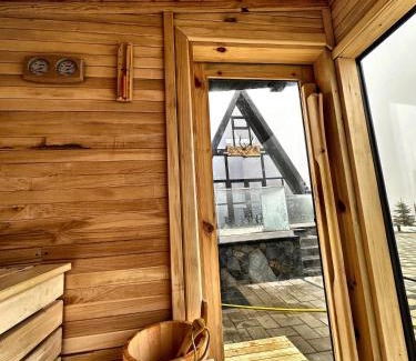 Paltinoasa Ski Chalet | Cabana Mario