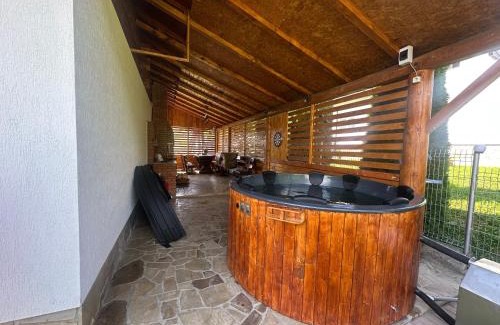 Vama House | Cabana Miculi