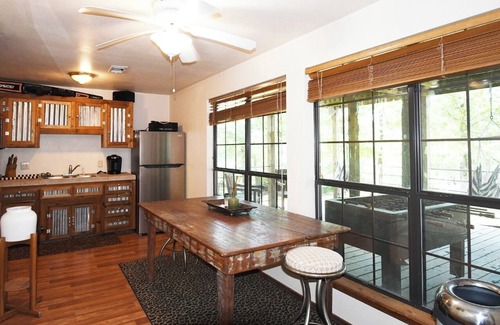 Vian Cabin | Cabin 1, AKA The Treehousen 1 bedroom and a loft. 2 bathrooms. nSleeps 5