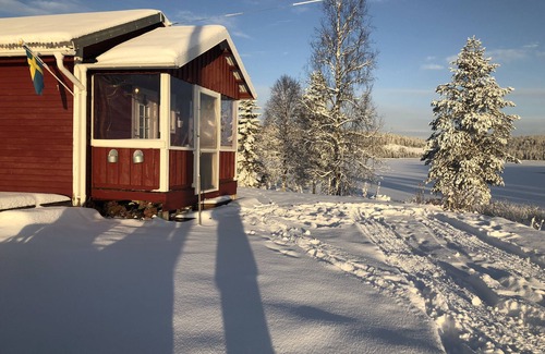 Rodvattnet Ski Chalet | Cabin 1 with jetty directly on the lake