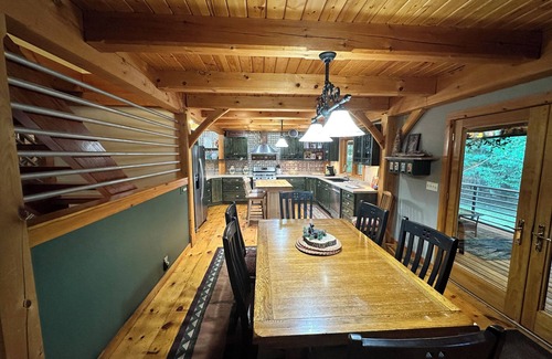 Eagle River Cabin | Cabin 12 by Eagle Waters Resort