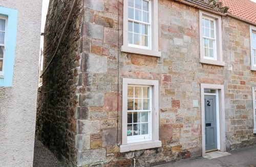Crail Cottage | Cabin ∙ 2 bedrooms ∙ 4 guests