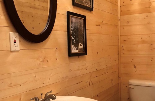Morrilton House | Cabin 2: Indian Mountain Cabin