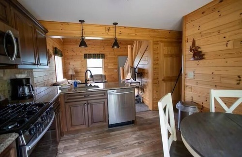 Gaylord House | Cabin 2418 - Grand Log Cabin within Private Resort