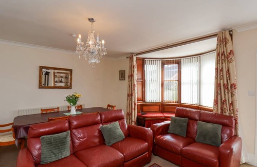 Ruswarp Cottage | Cabin ∙ 3 bedrooms ∙ 6 guests