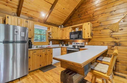 Stanardsville Cabin | Cabin #9 - Mattie Moo | 0 Bed, 1 Bath